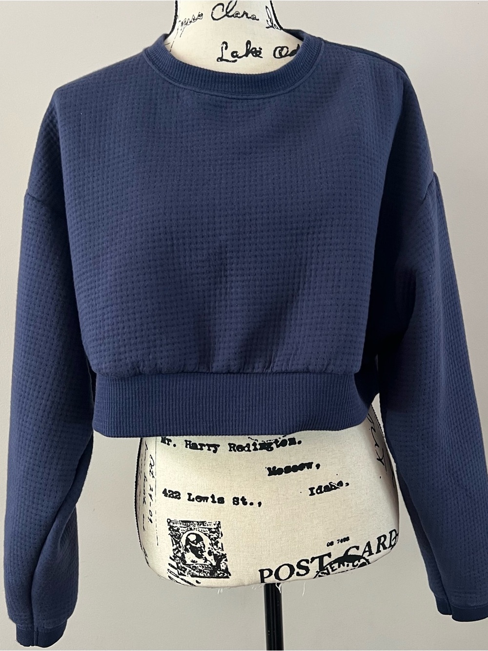 Nike Cropped Waffle Knit cropped Sweatshirt navy blue ladies size small